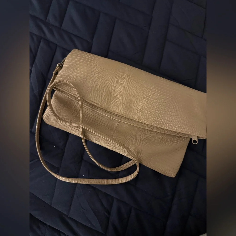 Elegant Tan Clutch Bag - Picture 2 of 8